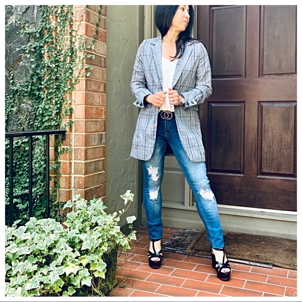 ✨LAST ONES✨Must Have! Plaid Chic blazer - Picture 8 of 8